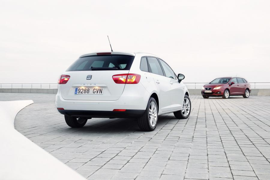  Seat Ibiza ST 2010 года  (фото 10 из 102)